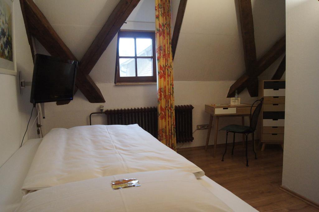 Land-Gast-Hof Walkmuehle Hotel Feuchtwangen Exterior photo