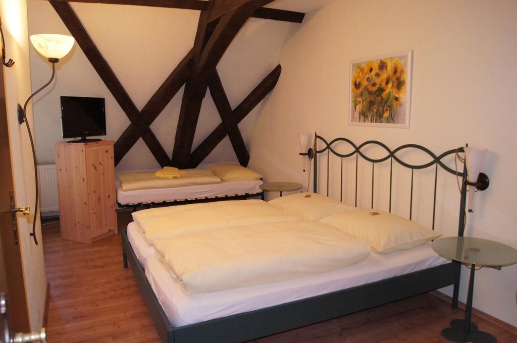 Land-Gast-Hof Walkmuehle Hotel Feuchtwangen Exterior photo