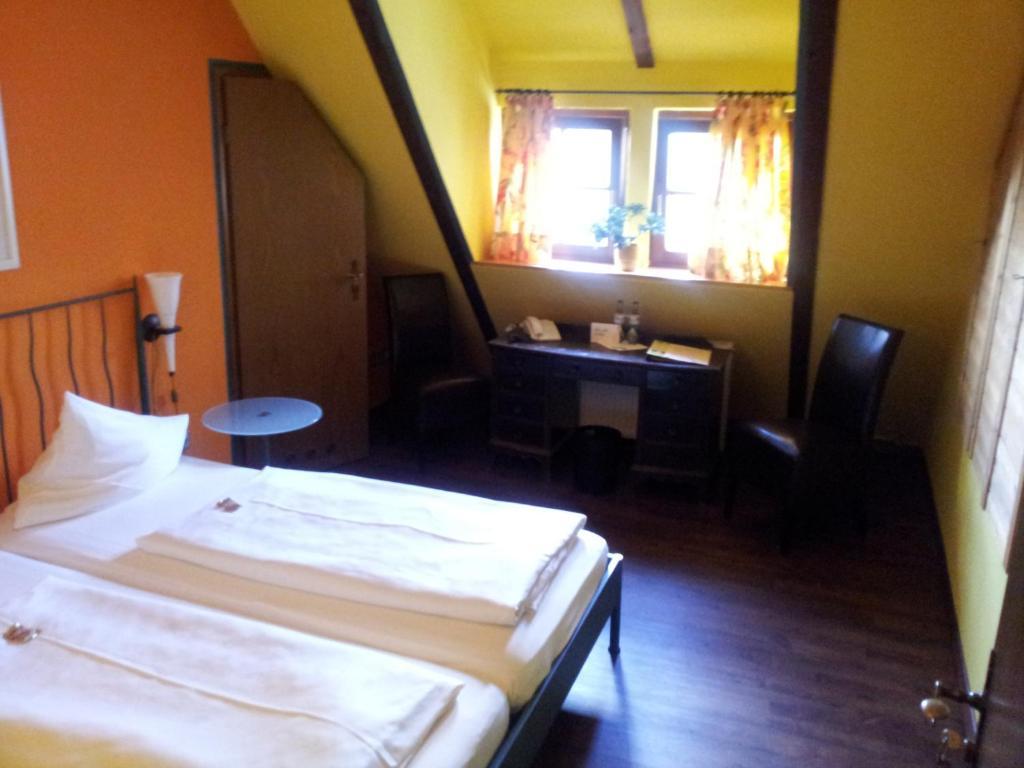 Land-Gast-Hof Walkmuehle Hotel Feuchtwangen Room photo